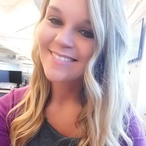 Meet your Posher, Ayla